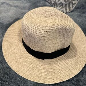STRIPED BAND WOVEN HAT , Stylish Cream Wide-Brim Hat,UNUSED !
